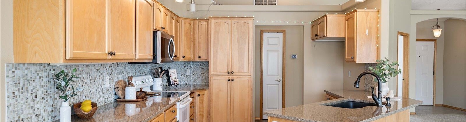 Foxglove Ave, Richland, Washington 99352, 3 Bedrooms Bedrooms, ,2 BathroomsBathrooms,For Sale,Foxglove Ave,284116