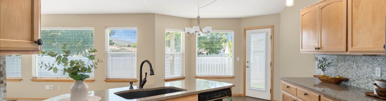 Foxglove Ave, Richland, Washington 99352, 3 Bedrooms Bedrooms, ,2 BathroomsBathrooms,For Sale,Foxglove Ave,284116