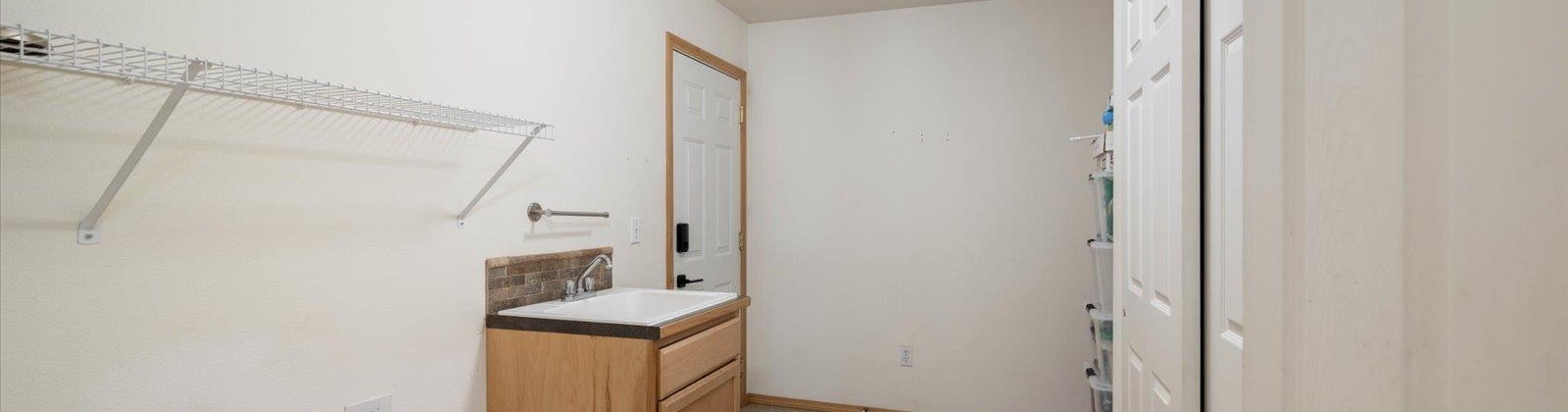 Foxglove Ave, Richland, Washington 99352, 3 Bedrooms Bedrooms, ,2 BathroomsBathrooms,For Sale,Foxglove Ave,284116