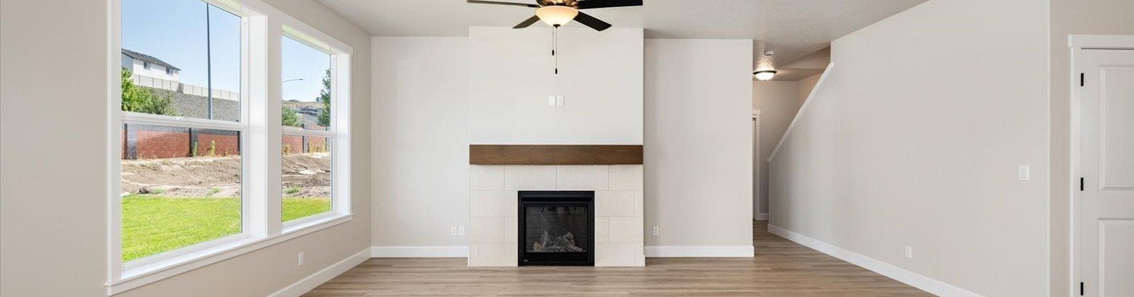 28th Place, Kennewick, Washington 99338, 4 Bedrooms Bedrooms, ,3 BathroomsBathrooms,For Sale,28th Place,284128