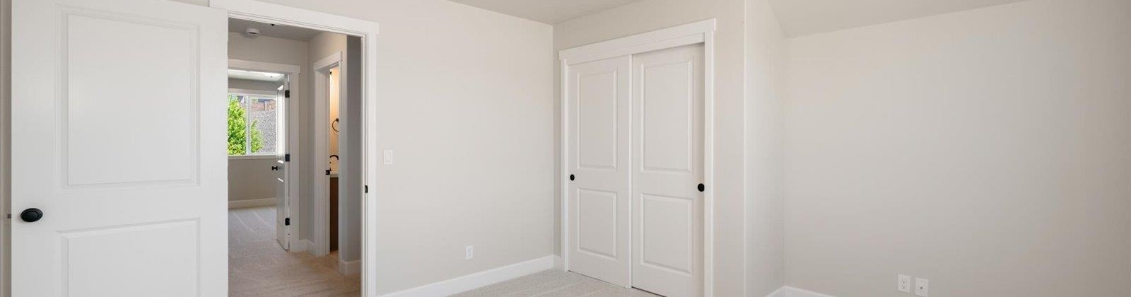 28th Place, Kennewick, Washington 99338, 4 Bedrooms Bedrooms, ,3 BathroomsBathrooms,For Sale,28th Place,284128