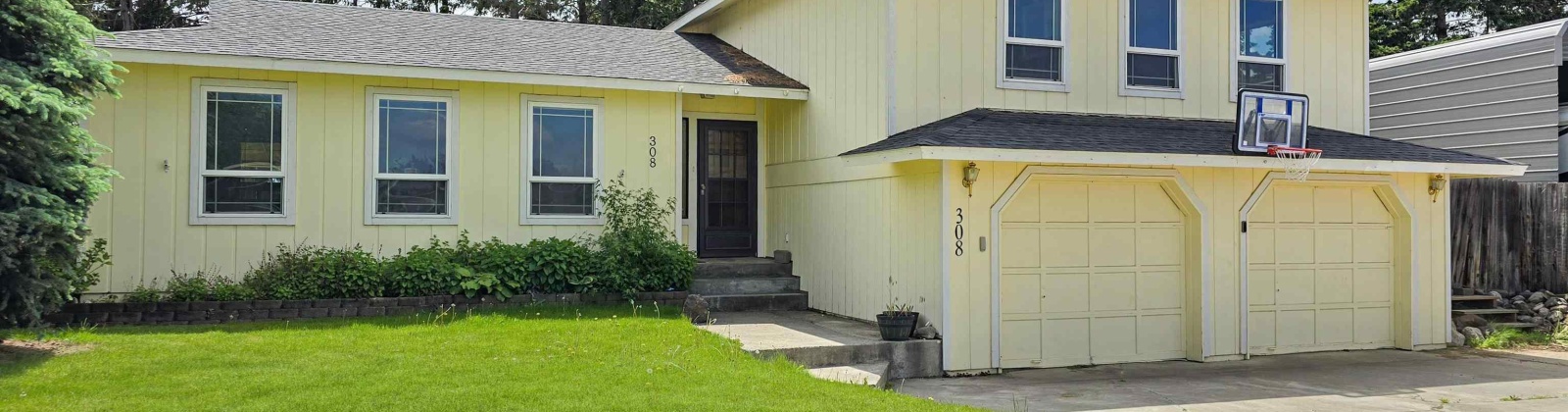 Roosevelt Place, Kennewick, Washington 99336, 4 Bedrooms Bedrooms, ,3 BathroomsBathrooms,For Sale,Roosevelt Place,284156