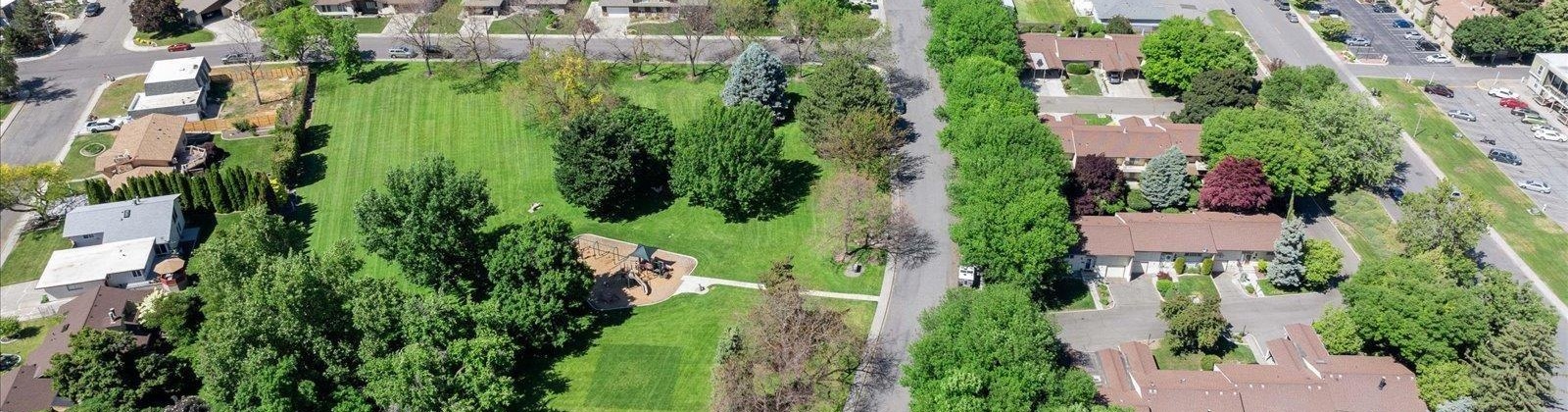 Mahan Ave, Richland, Washington 99354, 4 Bedrooms Bedrooms, ,2 BathroomsBathrooms,Condo,For Sale,Mahan Ave,284157