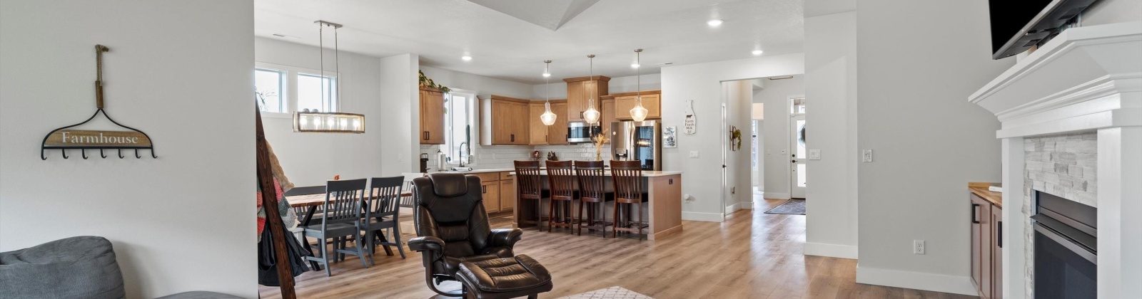 31st Ave, Kennewick, Washington 99336, 3 Bedrooms Bedrooms, ,3 BathroomsBathrooms,For Sale,31st Ave,284184