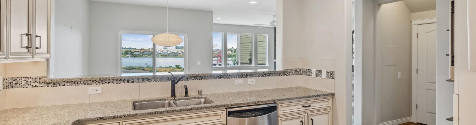 Willow Pointe Dr, Richland, Washington 99354, 4 Bedrooms Bedrooms, ,3 BathroomsBathrooms,For Sale,Willow Pointe Dr,284186
