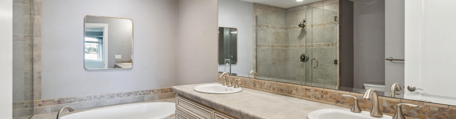 Willow Pointe Dr, Richland, Washington 99354, 4 Bedrooms Bedrooms, ,3 BathroomsBathrooms,For Sale,Willow Pointe Dr,284186