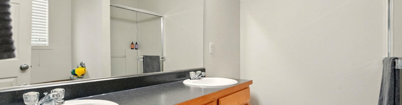 Montgomery Lane, Pasco, Washington 99301, 4 Bedrooms Bedrooms, ,2 BathroomsBathrooms,For Sale,Montgomery Lane,284194