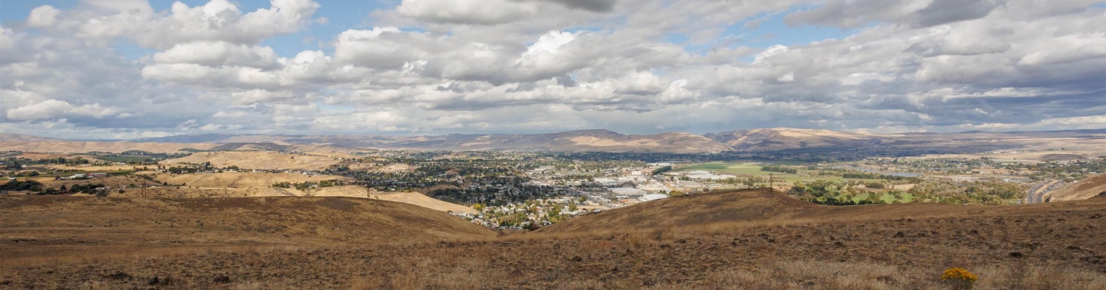 Lookout Pt/Naches River, Selah, Washington 98942, ,Residential,For Sale,Lookout Pt/Naches River,283996