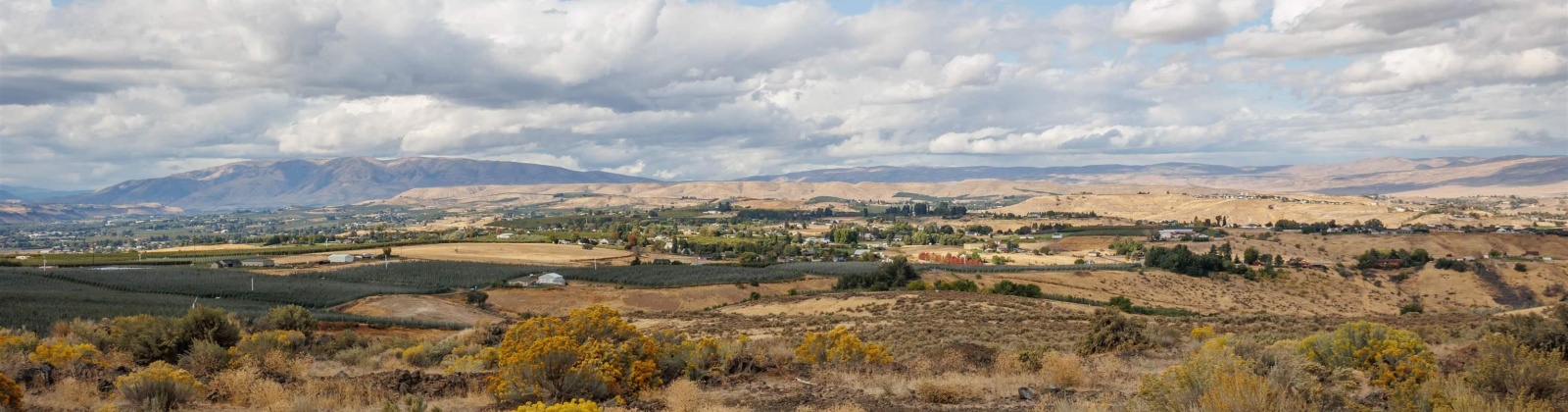 Lookout Pt/Naches River, Selah, Washington 98942, ,Residential,For Sale,Lookout Pt/Naches River,283996