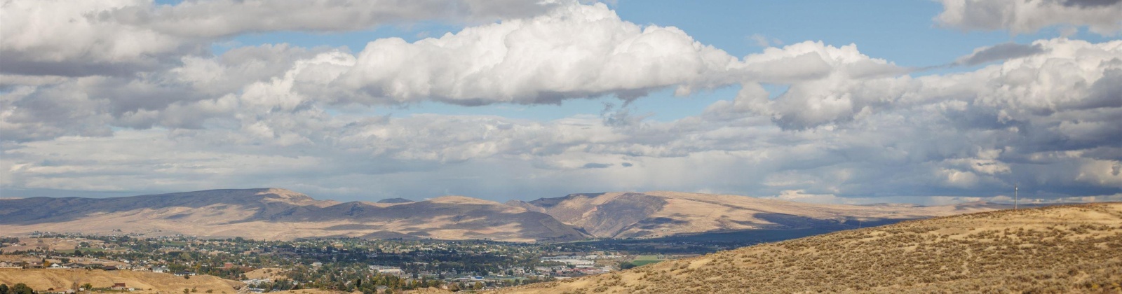Lookout Pt/Naches River, Selah, Washington 98942, ,Residential,For Sale,Lookout Pt/Naches River,283996