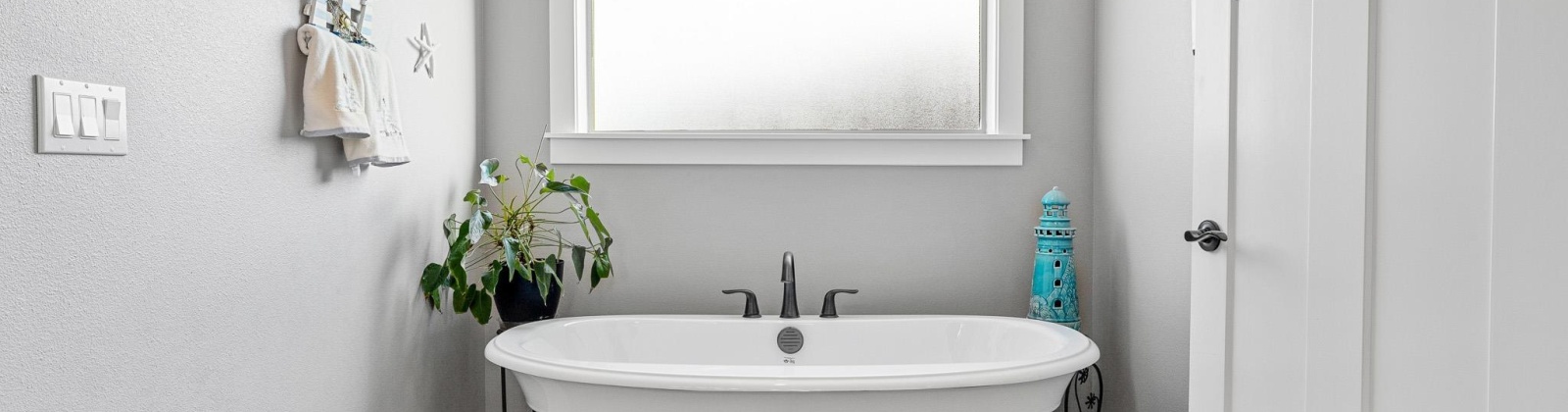 Bermuda Rd, Kennewick, Washington 99338, 3 Bedrooms Bedrooms, 0 ,4 BathroomsBathrooms,Houses,For Sale,Bermuda Rd,0,284211