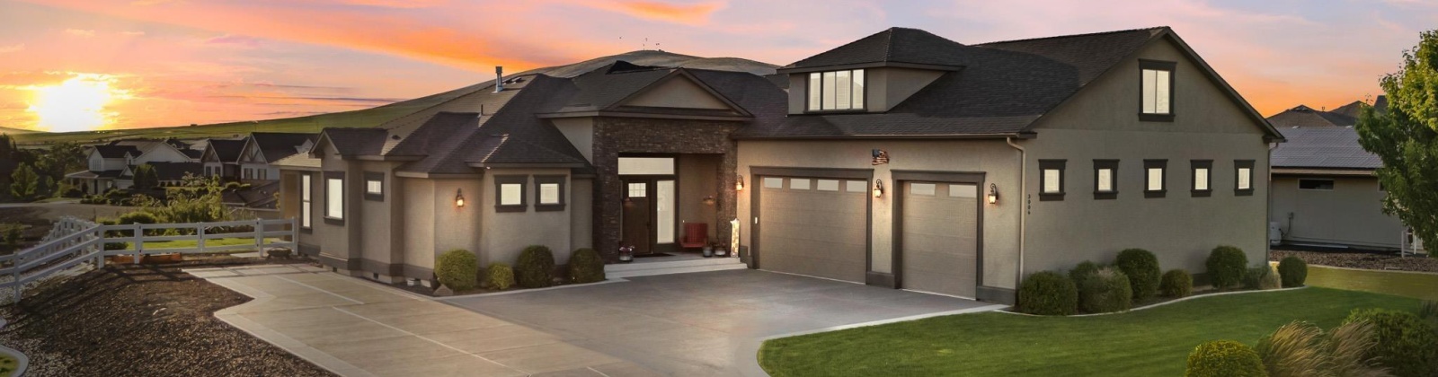 Bermuda Rd, Kennewick, Washington 99338, 3 Bedrooms Bedrooms, 0 ,4 BathroomsBathrooms,Houses,For Sale,Bermuda Rd,0,284211