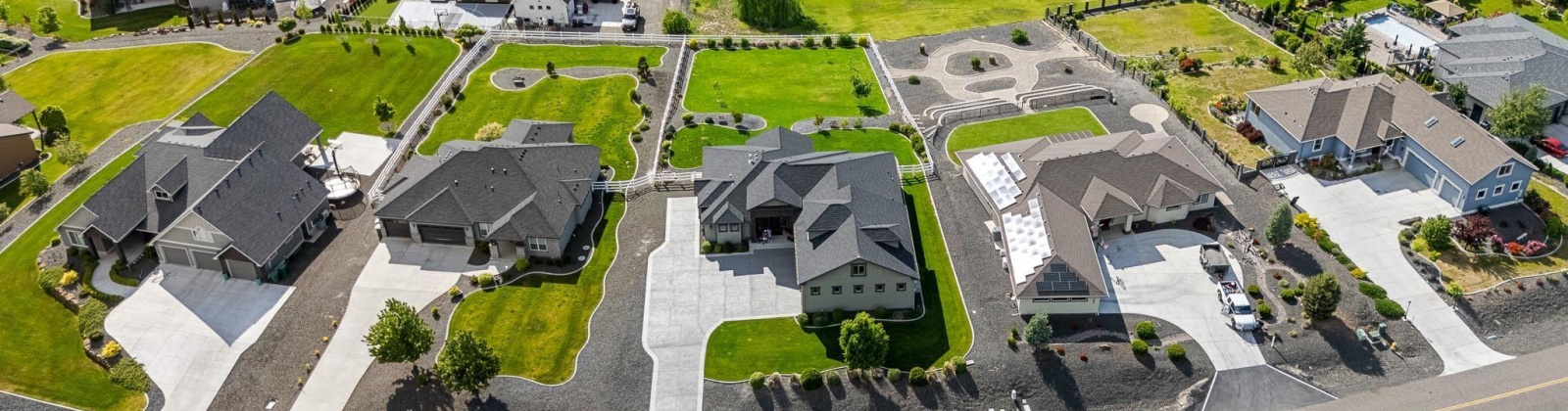 Bermuda Rd, Kennewick, Washington 99338, 3 Bedrooms Bedrooms, 0 ,4 BathroomsBathrooms,Houses,For Sale,Bermuda Rd,0,284211