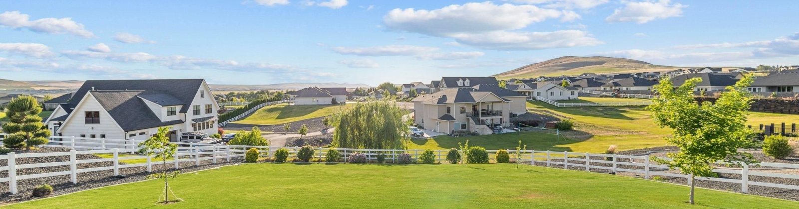 Bermuda Rd, Kennewick, Washington 99338, 3 Bedrooms Bedrooms, 0 ,4 BathroomsBathrooms,Houses,For Sale,Bermuda Rd,0,284211
