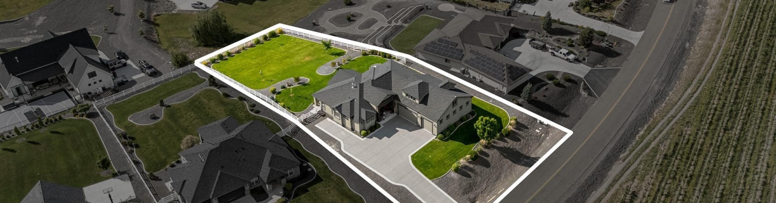 Bermuda Rd, Kennewick, Washington 99338, 3 Bedrooms Bedrooms, 0 ,4 BathroomsBathrooms,Houses,For Sale,Bermuda Rd,0,284211