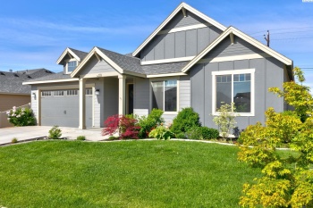 Zeus, Moxee City, Washington 98936, 3 Bedrooms Bedrooms, ,2 BathroomsBathrooms,For Sale,Zeus,284235
