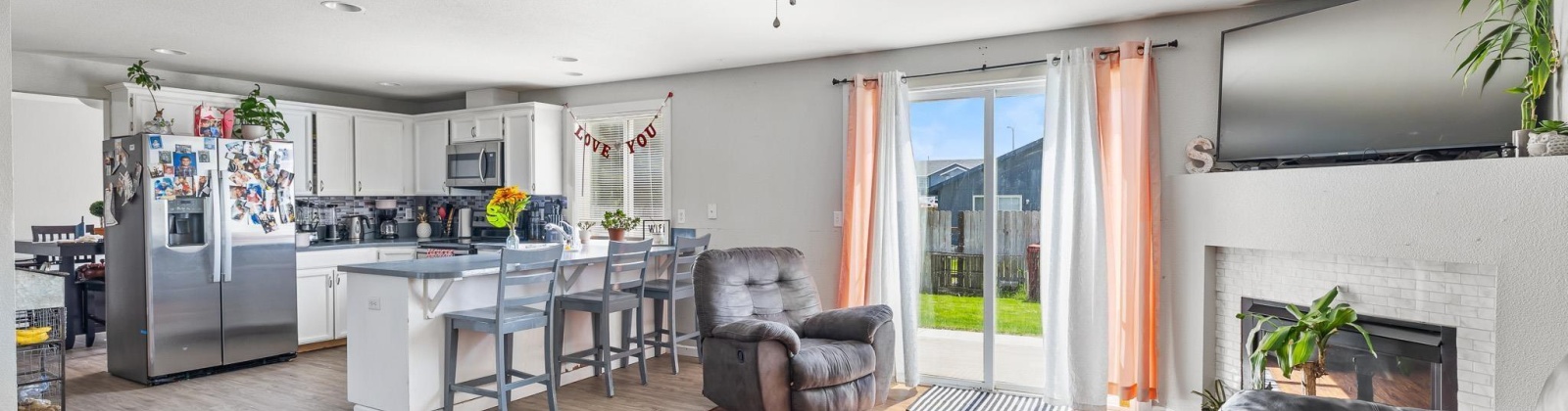 Quatsino Dr, Pasco, Washington 99301, 4 Bedrooms Bedrooms, ,3 BathroomsBathrooms,For Sale,Quatsino Dr,284263