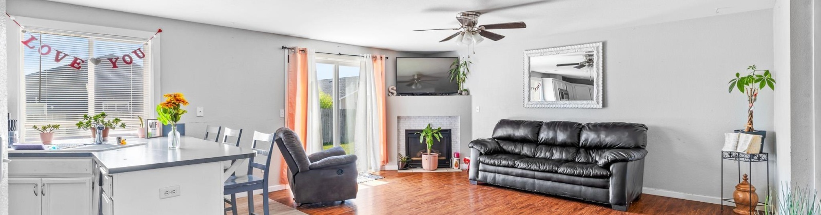 Quatsino Dr, Pasco, Washington 99301, 4 Bedrooms Bedrooms, ,3 BathroomsBathrooms,For Sale,Quatsino Dr,284263
