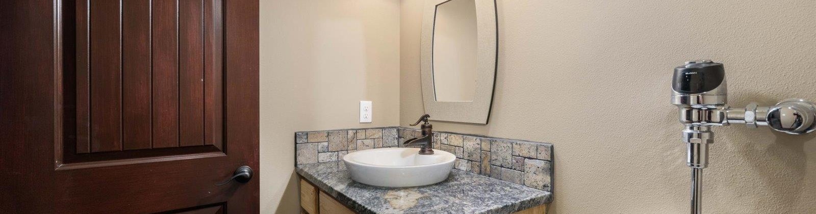 Hill Dr, Eltopia, Washington 99330, 4 Bedrooms Bedrooms, ,5 BathroomsBathrooms,For Sale,Hill Dr,284267