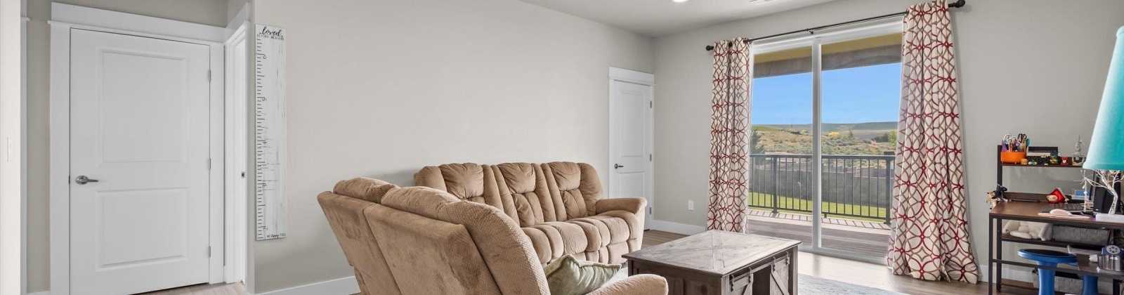 Timothy Lane, Kennewick, Washington 99338, 3 Bedrooms Bedrooms, ,3 BathroomsBathrooms,For Sale,Timothy Lane,284294