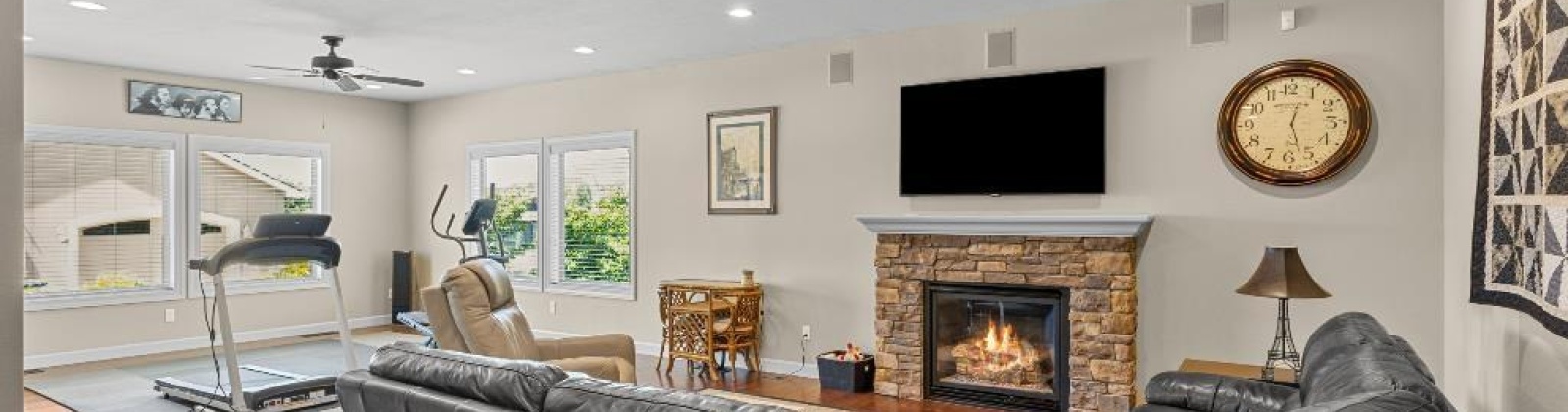 Levi St, Kennewick, Washington 99338, 3 Bedrooms Bedrooms, ,3 BathroomsBathrooms,For Sale,Levi St,284295