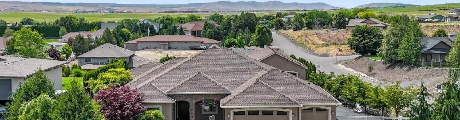 Levi St, Kennewick, Washington 99338, 3 Bedrooms Bedrooms, ,3 BathroomsBathrooms,For Sale,Levi St,284295