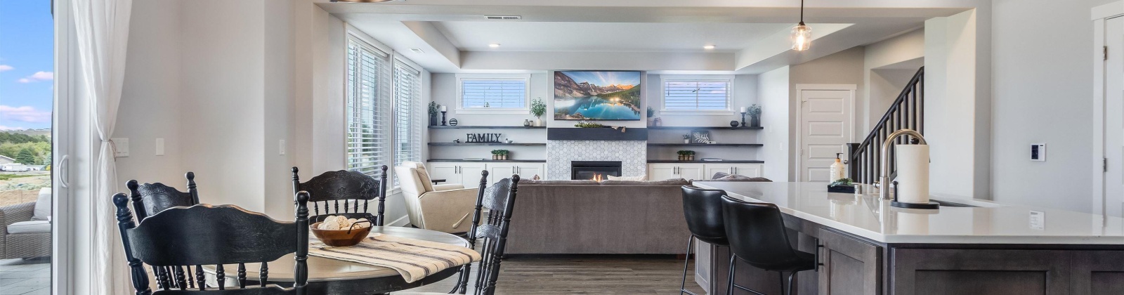 Summit View Ct, Kennewick, Washington 99338, 4 Bedrooms Bedrooms, ,3 BathroomsBathrooms,For Sale,Summit View Ct,284300