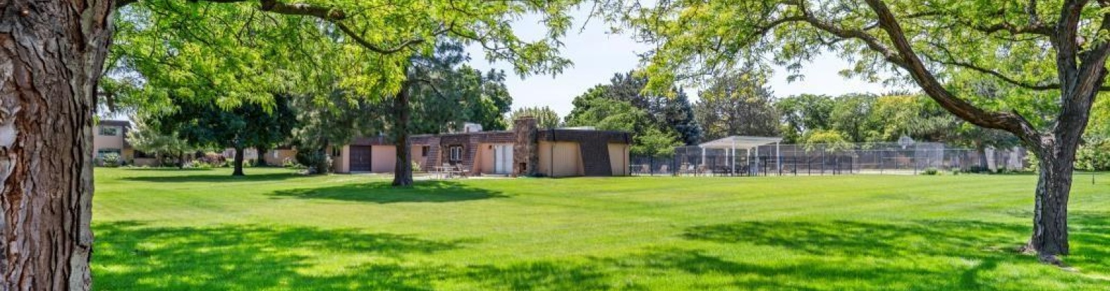 John Day Ave, Kennewick, Washington 99336, 2 Bedrooms Bedrooms, ,2 BathroomsBathrooms,Condos/townhomes,For Sale,John Day Ave,284752