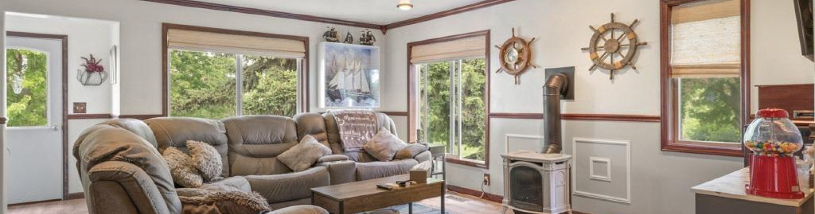 SR 27, Tekoa, Washington 99033, 4 Bedrooms Bedrooms, ,2 BathroomsBathrooms,For Sale,SR 27,284778