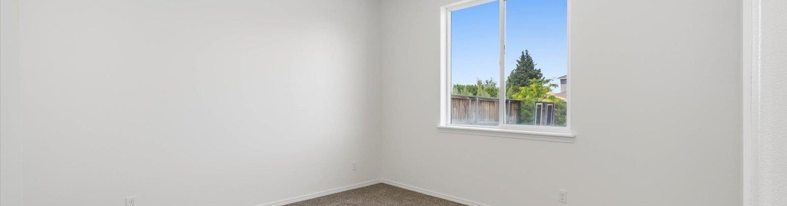 Pikes Peak Dr, West Richland, Washington 99353, 4 Bedrooms Bedrooms, ,3 BathroomsBathrooms,For Sale,Pikes Peak Dr,284777