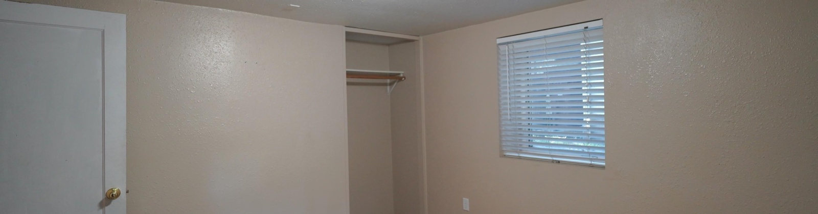 D St, Pullman, Washington 99163, 4 Bedrooms Bedrooms, ,2 BathroomsBathrooms,For Sale,D St,284760