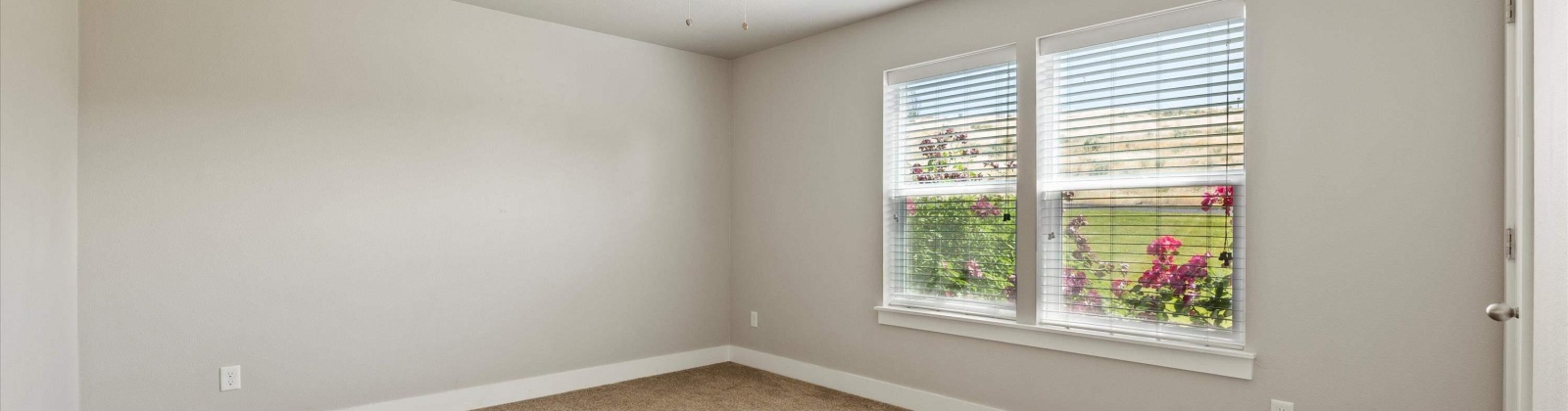 Della Ave, Benton City, Washington 99320, 4 Bedrooms Bedrooms, ,2 BathroomsBathrooms,Site Built-owned Lot,For Sale,Della Ave,284761