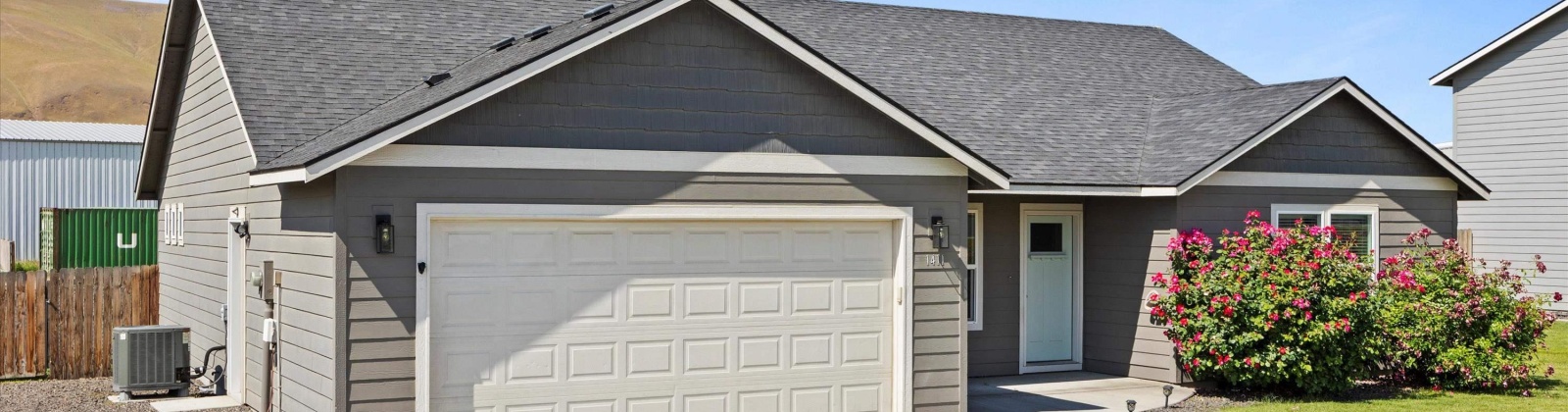 Della Ave, Benton City, Washington 99320, 4 Bedrooms Bedrooms, ,2 BathroomsBathrooms,Site Built-owned Lot,For Sale,Della Ave,284761