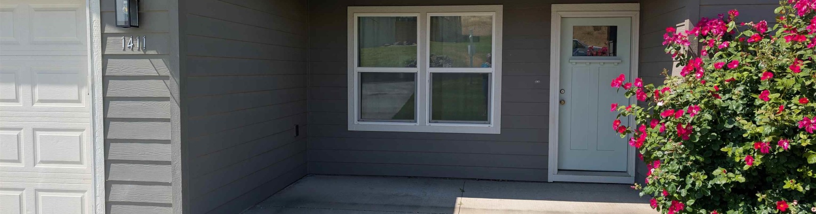 Della Ave, Benton City, Washington 99320, 4 Bedrooms Bedrooms, ,2 BathroomsBathrooms,Site Built-owned Lot,For Sale,Della Ave,284761