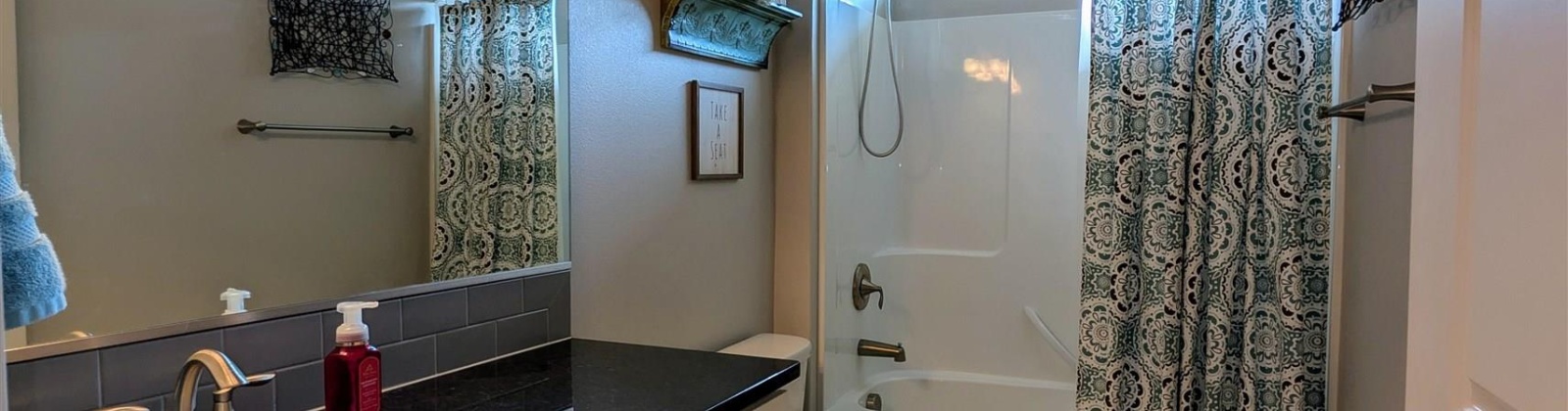 33rd Place, Kennewick, Washington 99337-2424, 3 Bedrooms Bedrooms, ,2 BathroomsBathrooms,Site Built-owned Lot,For Sale,33rd Place,284769