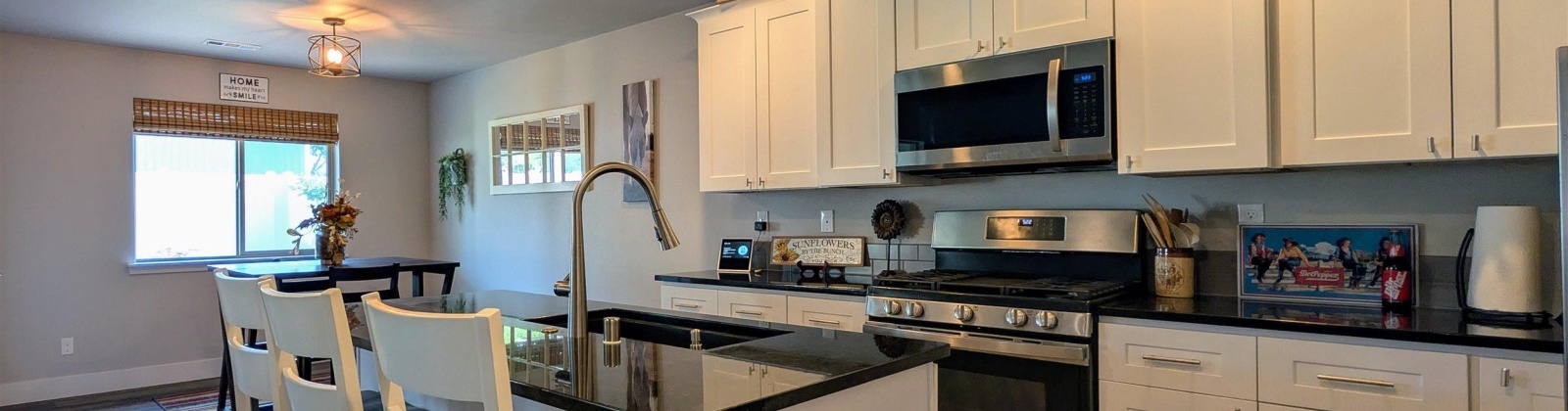 33rd Place, Kennewick, Washington 99337-2424, 3 Bedrooms Bedrooms, ,2 BathroomsBathrooms,Site Built-owned Lot,For Sale,33rd Place,284769