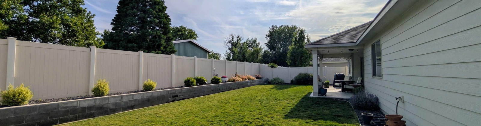 33rd Place, Kennewick, Washington 99337-2424, 3 Bedrooms Bedrooms, ,2 BathroomsBathrooms,Site Built-owned Lot,For Sale,33rd Place,284769