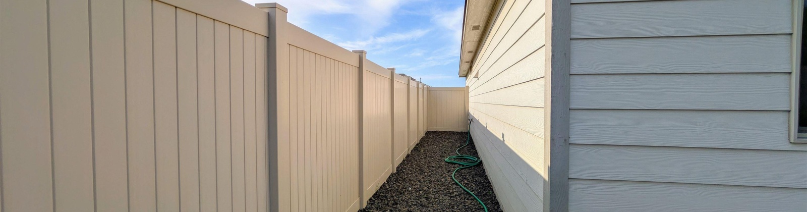 33rd Place, Kennewick, Washington 99337-2424, 3 Bedrooms Bedrooms, ,2 BathroomsBathrooms,Site Built-owned Lot,For Sale,33rd Place,284769