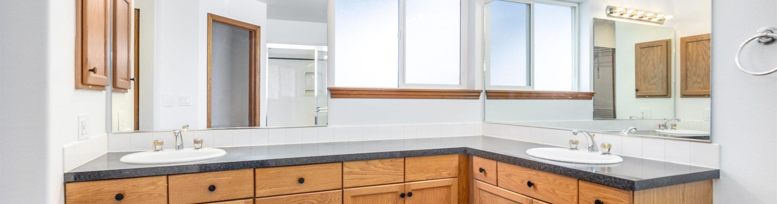 Imnaha Court, Kennewick, Washington 99336, 4 Bedrooms Bedrooms, ,3 BathroomsBathrooms,Site Built-owned Lot,For Sale,Imnaha Court,284773