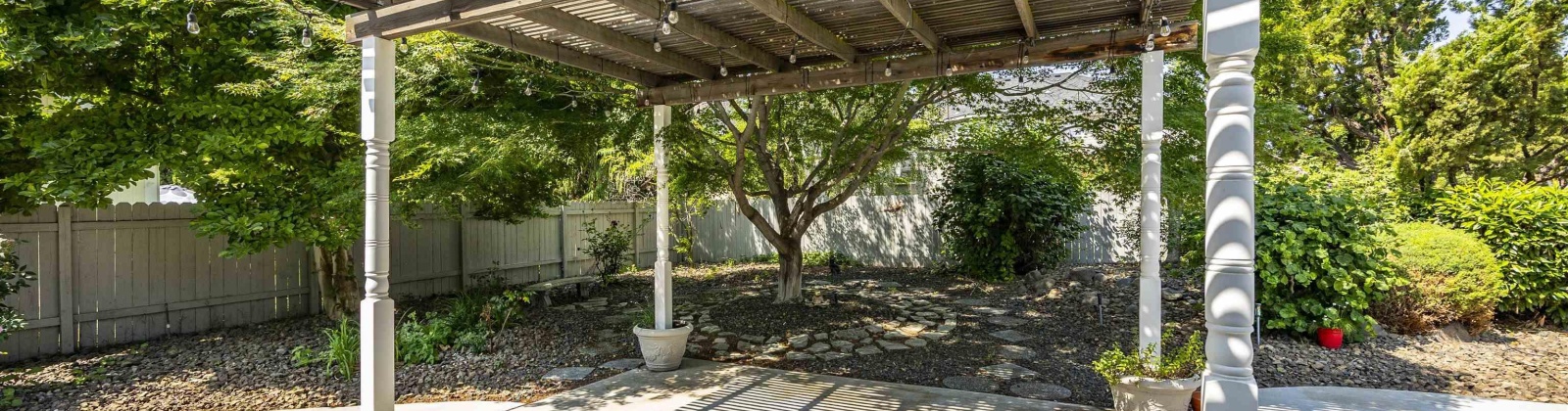Imnaha Court, Kennewick, Washington 99336, 4 Bedrooms Bedrooms, ,3 BathroomsBathrooms,Site Built-owned Lot,For Sale,Imnaha Court,284773