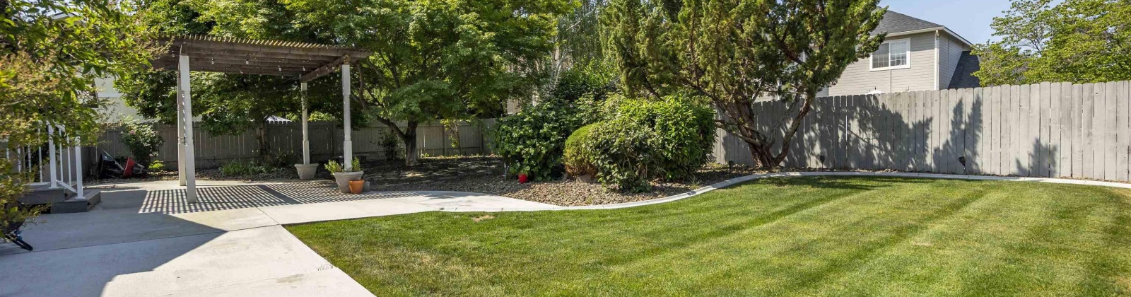 Imnaha Court, Kennewick, Washington 99336, 4 Bedrooms Bedrooms, ,3 BathroomsBathrooms,Site Built-owned Lot,For Sale,Imnaha Court,284773