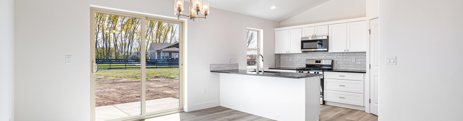 Diamond Ave, Grandview, Washington 98930, 3 Bedrooms Bedrooms, ,2 BathroomsBathrooms,For Sale,Diamond Ave,284559