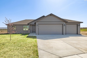 Diamond Ave, Grandview, Washington 98930, 3 Bedrooms Bedrooms, ,2 BathroomsBathrooms,For Sale,Diamond Ave,284559