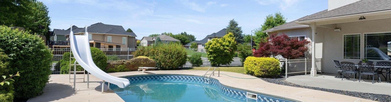 Hanstead St, Richland, Washington 99352, 4 Bedrooms Bedrooms, ,3 BathroomsBathrooms,For Sale,Hanstead St,284570