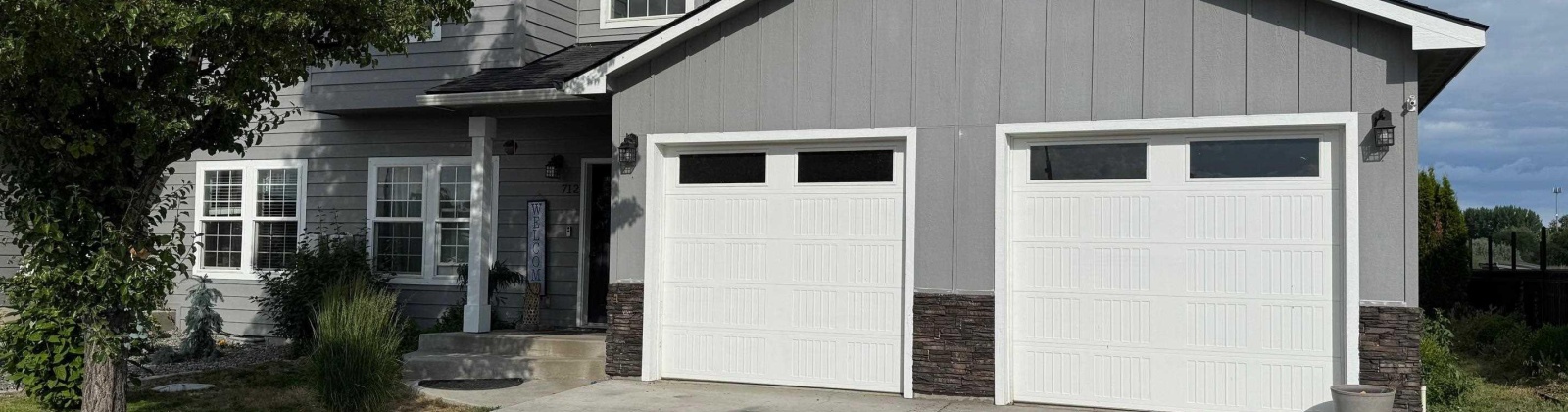 Fountain Blvd, Zillah, Washington 98953, 3 Bedrooms Bedrooms, ,3 BathroomsBathrooms,For Sale,Fountain Blvd,284580
