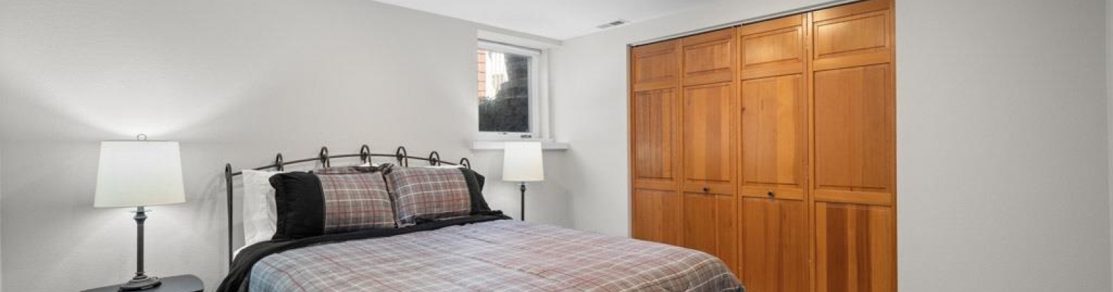 State St, Pullman, Washington 99163, 5 Bedrooms Bedrooms, ,2 BathroomsBathrooms,For Sale,State St,284603