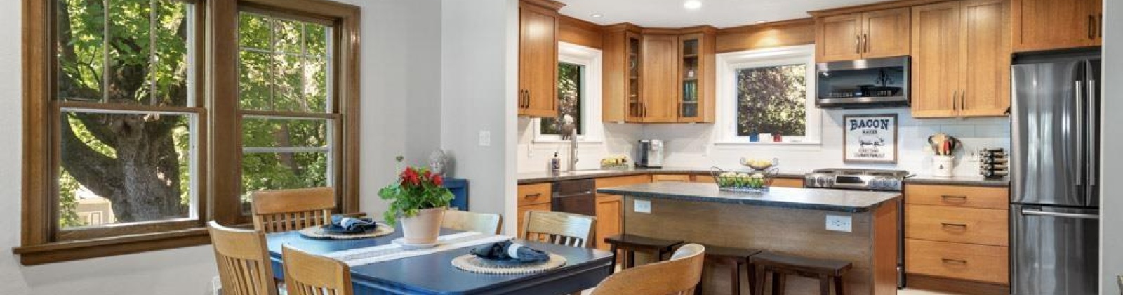 State St, Pullman, Washington 99163, 5 Bedrooms Bedrooms, ,2 BathroomsBathrooms,For Sale,State St,284603