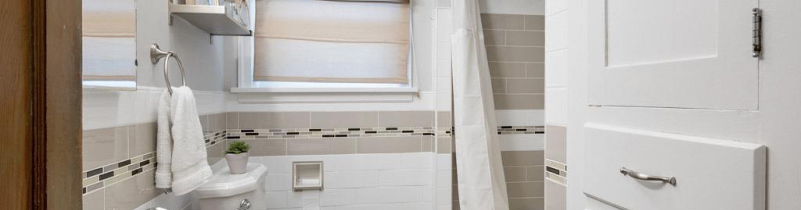 State St, Pullman, Washington 99163, 5 Bedrooms Bedrooms, ,2 BathroomsBathrooms,For Sale,State St,284603