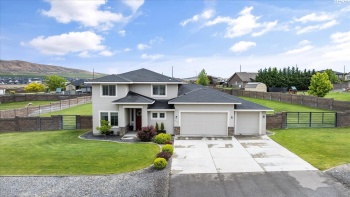 Reata Rd, Kennewick, Washington 99338, 4 Bedrooms Bedrooms, ,3 BathroomsBathrooms,For Sale,Reata Rd,284608