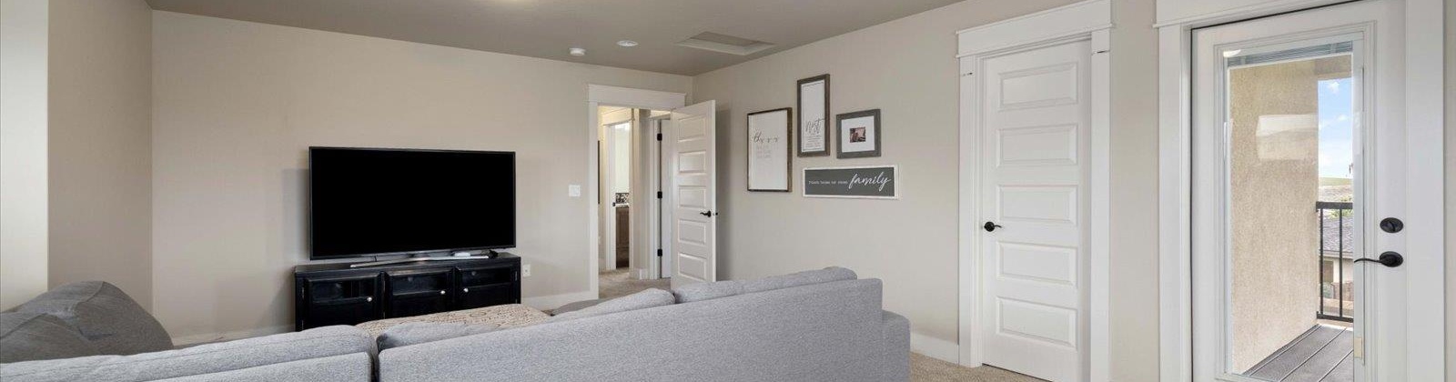 Reata Rd, Kennewick, Washington 99338, 4 Bedrooms Bedrooms, ,3 BathroomsBathrooms,For Sale,Reata Rd,284608